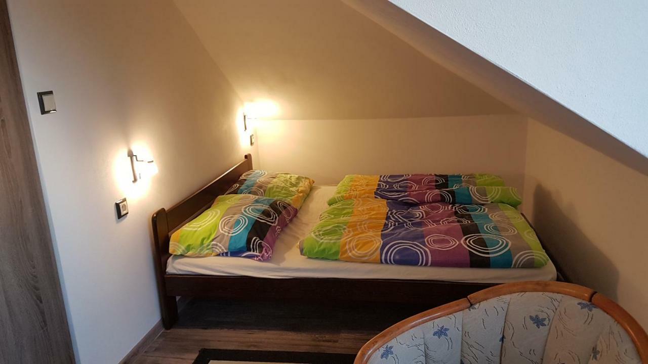 Room With A High Tatras View And Fireplace Štrba Exteriör bild